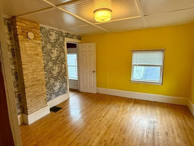 404 1ST STREET, Menasha, WI 54952