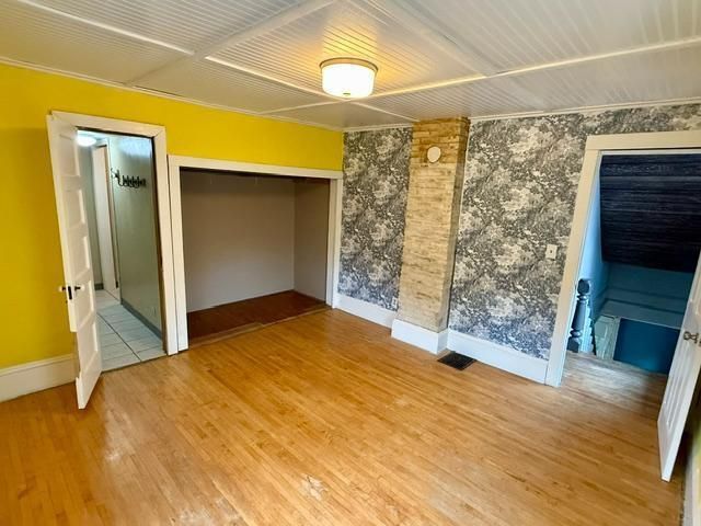 404 1ST STREET, Menasha, WI 54952