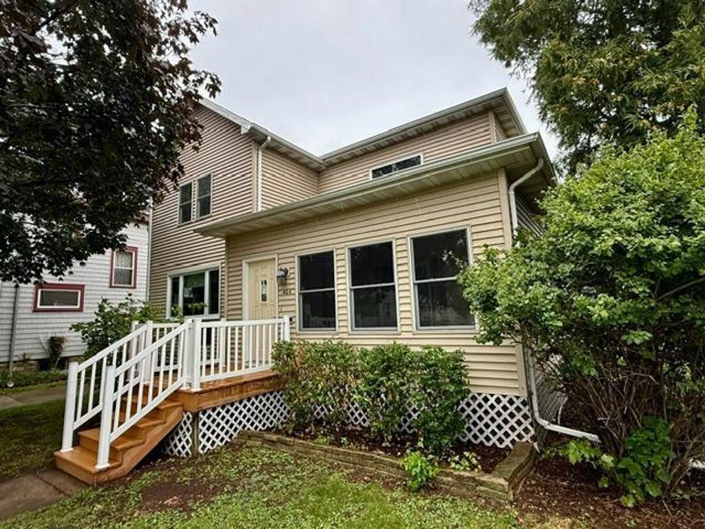 404 1ST STREET, Menasha, WI 54952