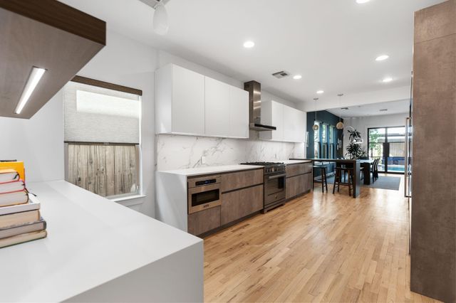 925 Waverly Street B, Houston, TX 77008