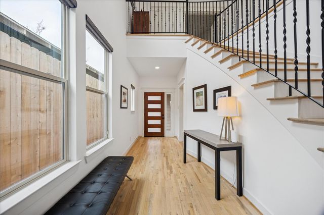 925 Waverly Street B, Houston, TX 77008