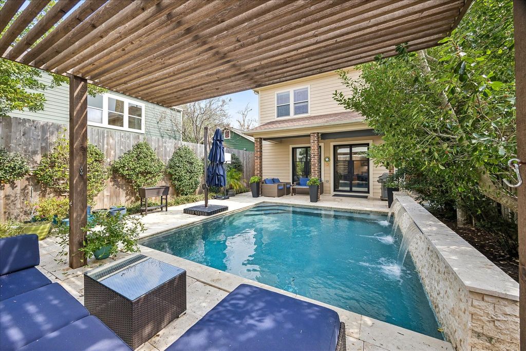 925 Waverly Street B, Houston, TX 77008