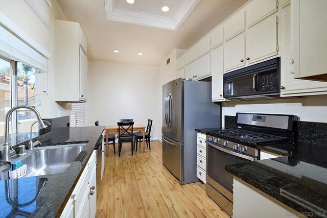 1077 Cordoba, Vista, CA 92081