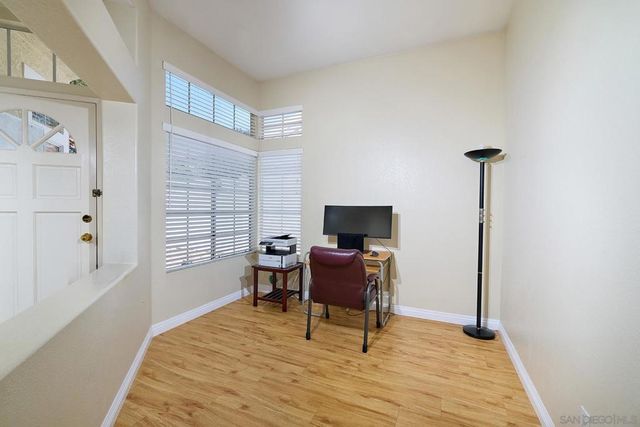 1077 Cordoba, Vista, CA 92081