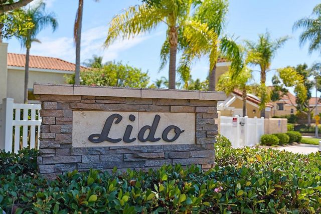 1077 Cordoba, Vista, CA 92081
