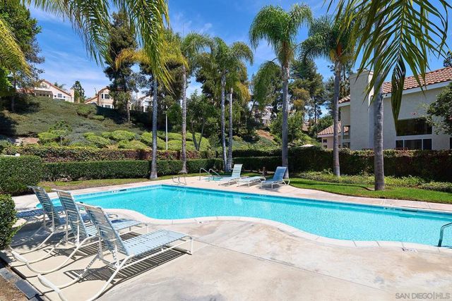 1077 Cordoba, Vista, CA 92081