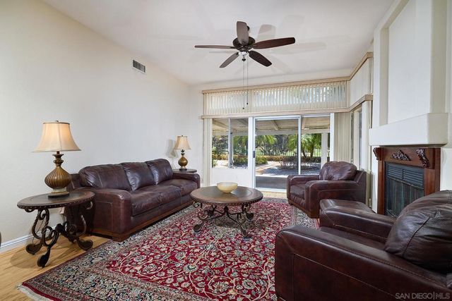 1077 Cordoba, Vista, CA 92081