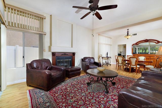 1077 Cordoba, Vista, CA 92081