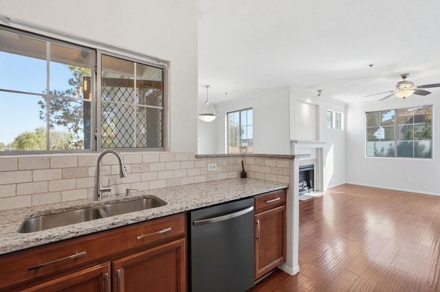 1941 S Pierpont Drive Apt 2070, Mesa, AZ 85206