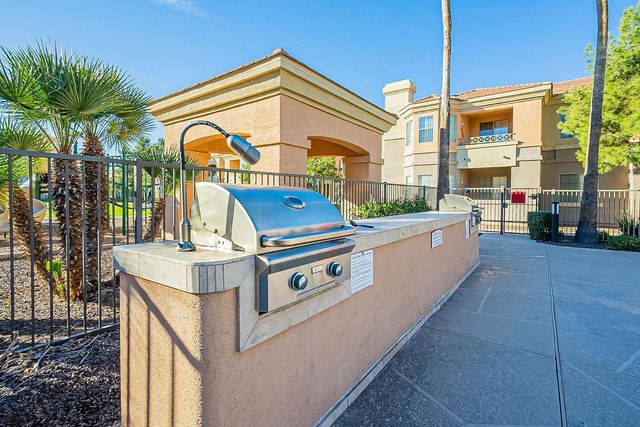 1941 S Pierpont Drive Apt 2070, Mesa, AZ 85206