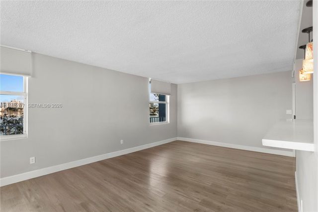 16558 NE 26th Avenue 2G, North Miami Beach, FL 33160