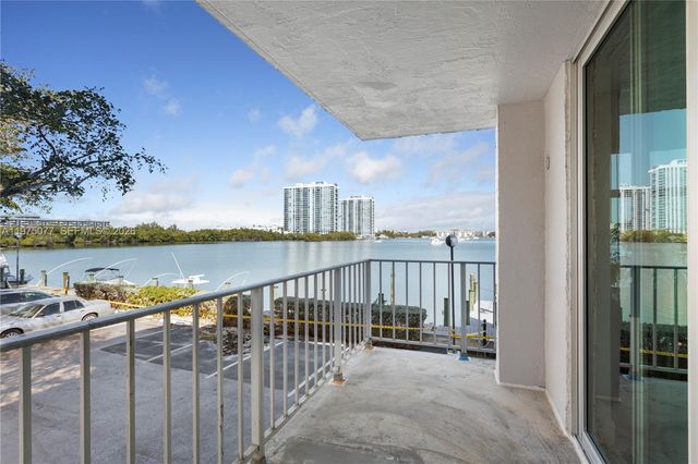 16558 NE 26th Avenue 2G, North Miami Beach, FL 33160