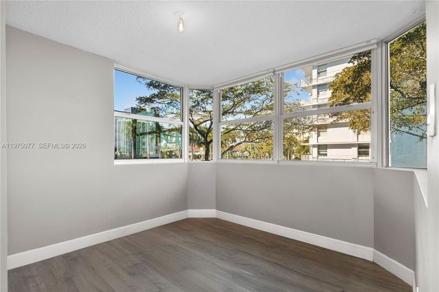 16558 NE 26th Avenue 2G, North Miami Beach, FL 33160