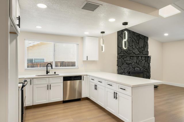 1416 Vista Creek Dr, Roseville, CA 95661