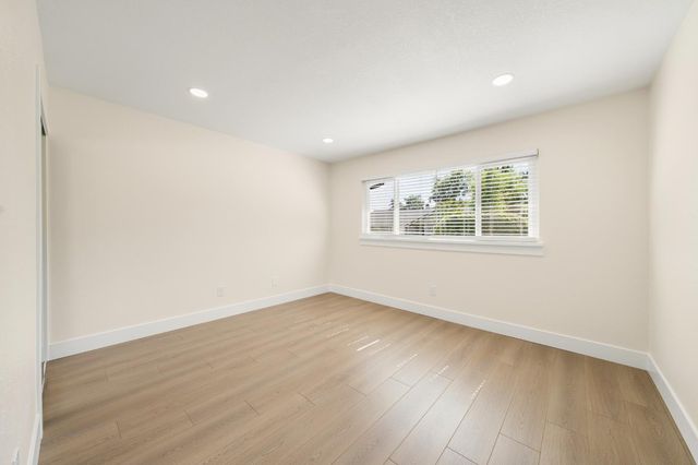 1416 Vista Creek Dr, Roseville, CA 95661