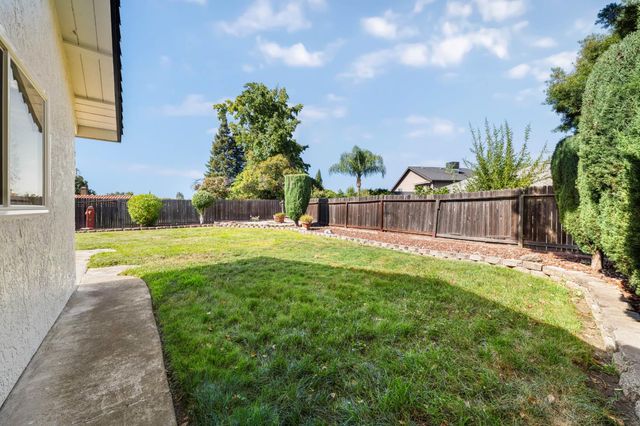 1416 Vista Creek Dr, Roseville, CA 95661