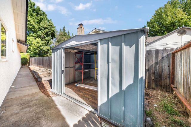 1416 Vista Creek Dr, Roseville, CA 95661