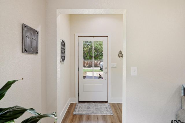 306 Bradford St, Arp, TX 75750