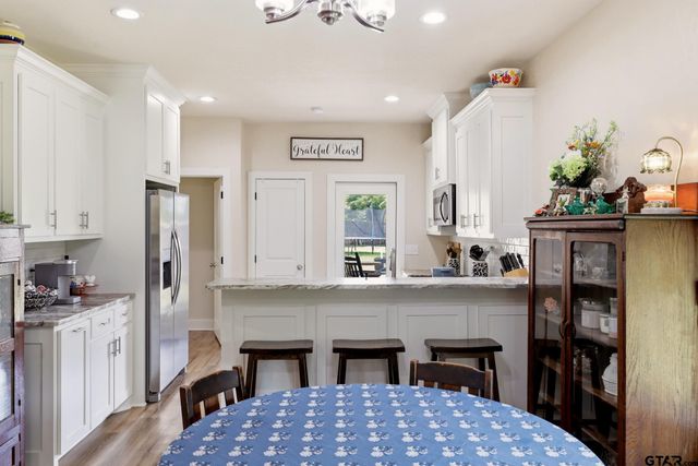 306 Bradford St, Arp, TX 75750