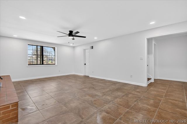 1417 Hillcrest Drive, Bartlesville, OK 74003