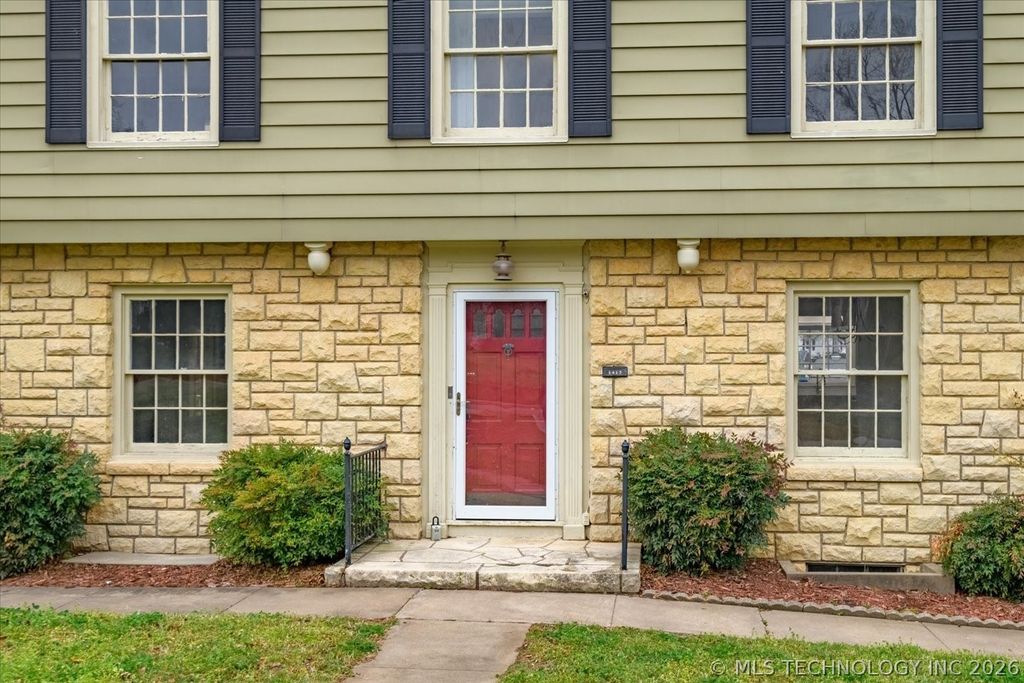 1417 Hillcrest Drive, Bartlesville, OK 74003