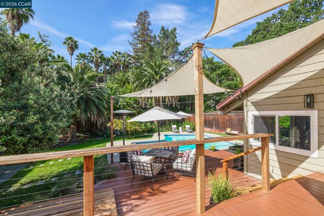 1331 Springbrook Rd, Walnut Creek, CA 94597