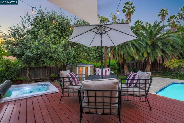 1331 Springbrook Rd, Walnut Creek, CA 94597