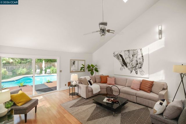 1331 Springbrook Rd, Walnut Creek, CA 94597