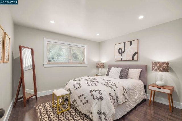 1331 Springbrook Rd, Walnut Creek, CA 94597