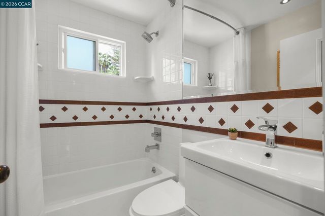 1331 Springbrook Rd, Walnut Creek, CA 94597