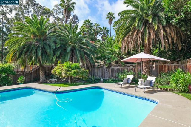 1331 Springbrook Rd, Walnut Creek, CA 94597