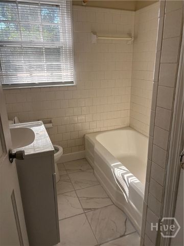 1729 E 33rd Street, Savannah, GA 31404