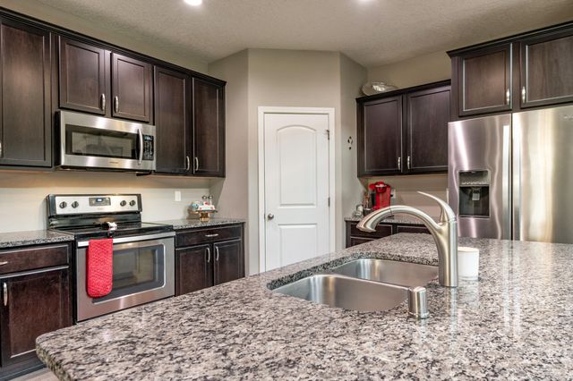 7305 Laguna Niguel Drive NE, Albuquerque, NM 87109