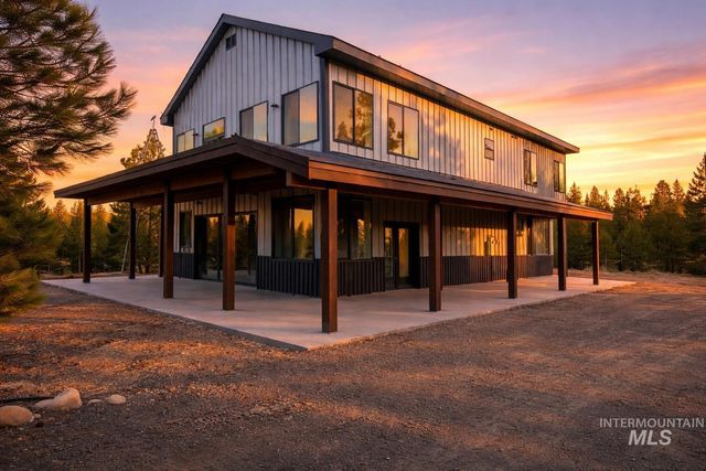 222 Buckcamp Lane, McCall, ID 83638