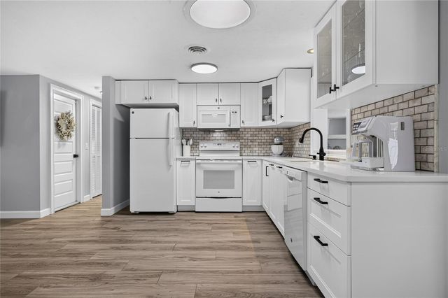 3135 NOCTURNE ROAD, Venice, FL 34293