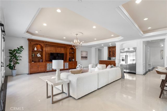 3255 Lombardy, Pasadena, CA 91107