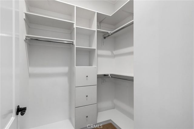 3255 Lombardy, Pasadena, CA 91107