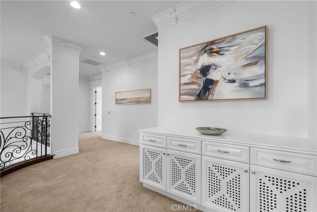 3255 Lombardy, Pasadena, CA 91107