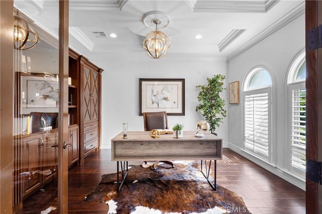 3255 Lombardy, Pasadena, CA 91107