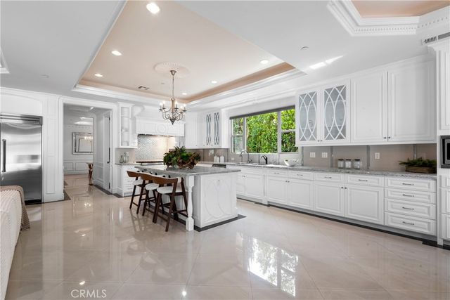 3255 Lombardy, Pasadena, CA 91107