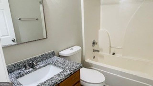 1468 Sierra Ridge Place, Loganville, GA 30052