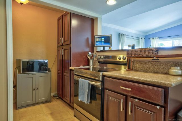 1225 Portola Ave., Spring Valley, CA 91977