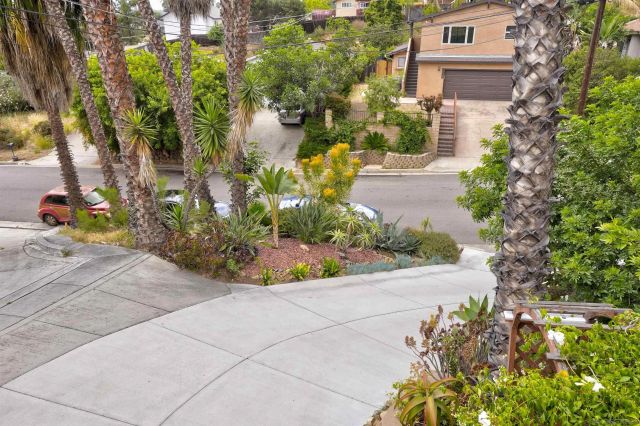 1225 Portola Ave., Spring Valley, CA 91977