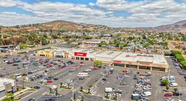 1225 Portola Ave., Spring Valley, CA 91977