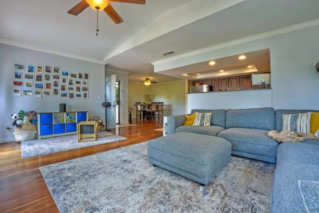 1225 Portola Ave., Spring Valley, CA 91977