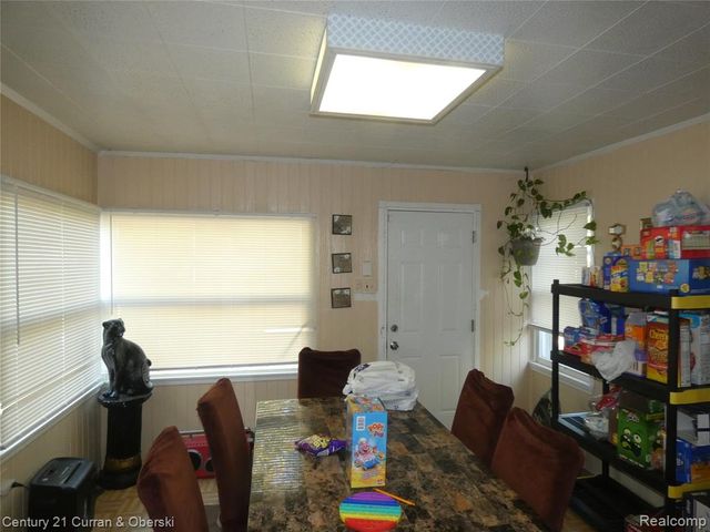 18959 Rockcastle Street, Detroit, MI 48236