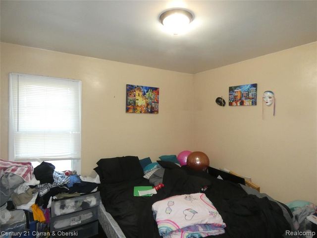 18959 Rockcastle Street, Detroit, MI 48236