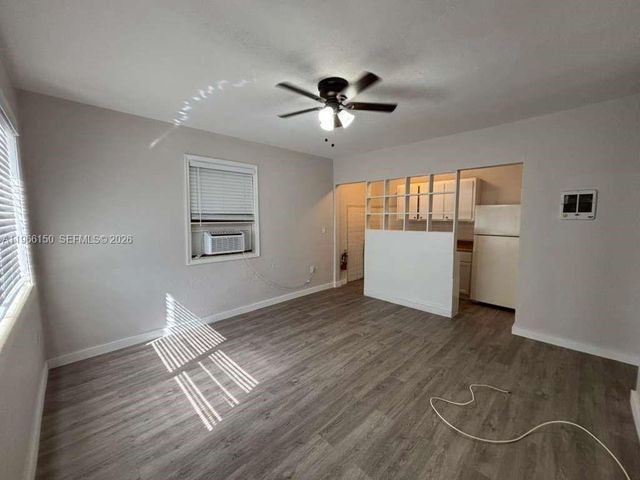 301 Sharar Ave 4, Opa-locka, FL 33054