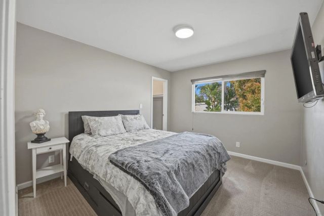 1761 Country Ln, Escondido, CA 92025