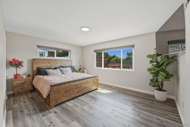 1761 Country Ln, Escondido, CA 92025